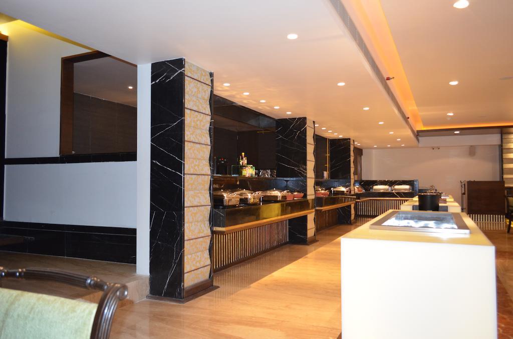 โรงแรมมายา ชลันธระ ภายนอก รูปภาพ